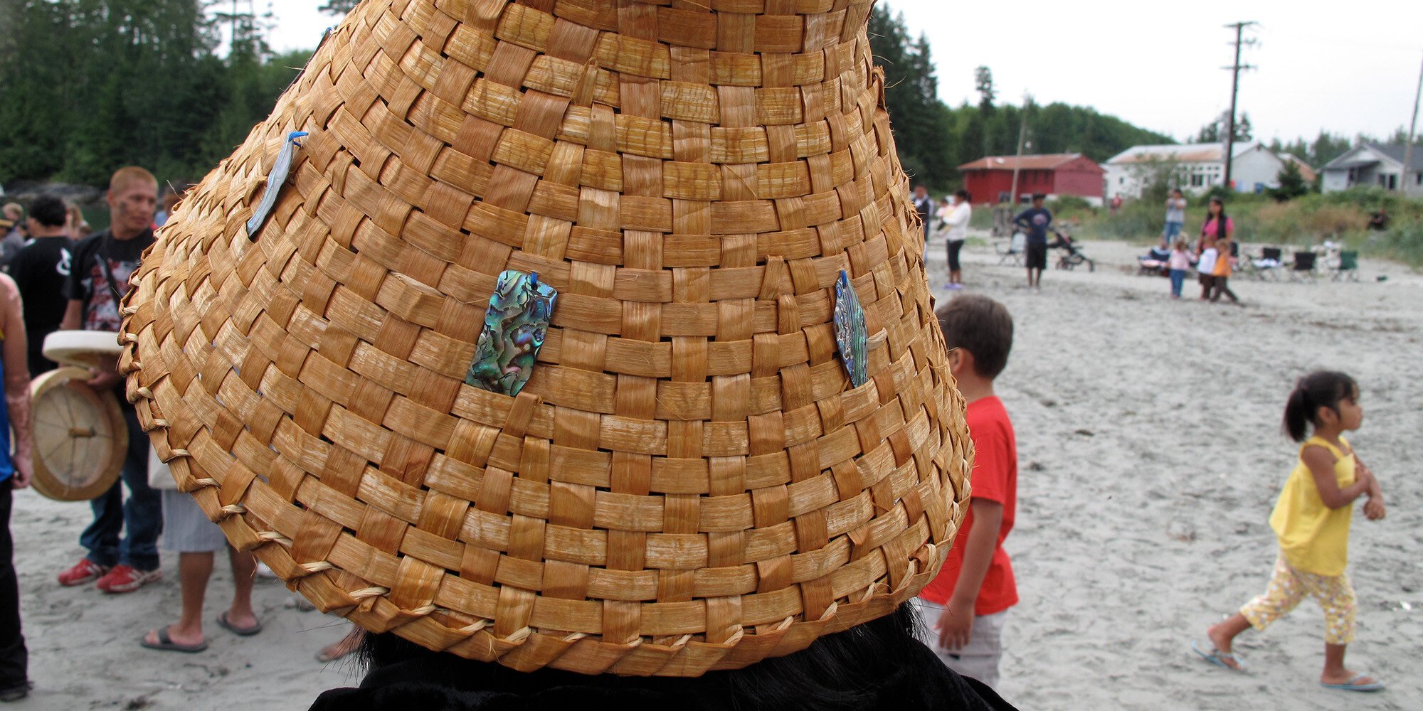 Cedar bark hat of Ahousaht First Nation member worn to celebrate return of A-in-chut (Shawn Atleo), hereditary Chief of the Ahousaht First Nation, who was elected Grand Chief of the Assembly of First Nations. Photo by Ian Gill, Flickr.