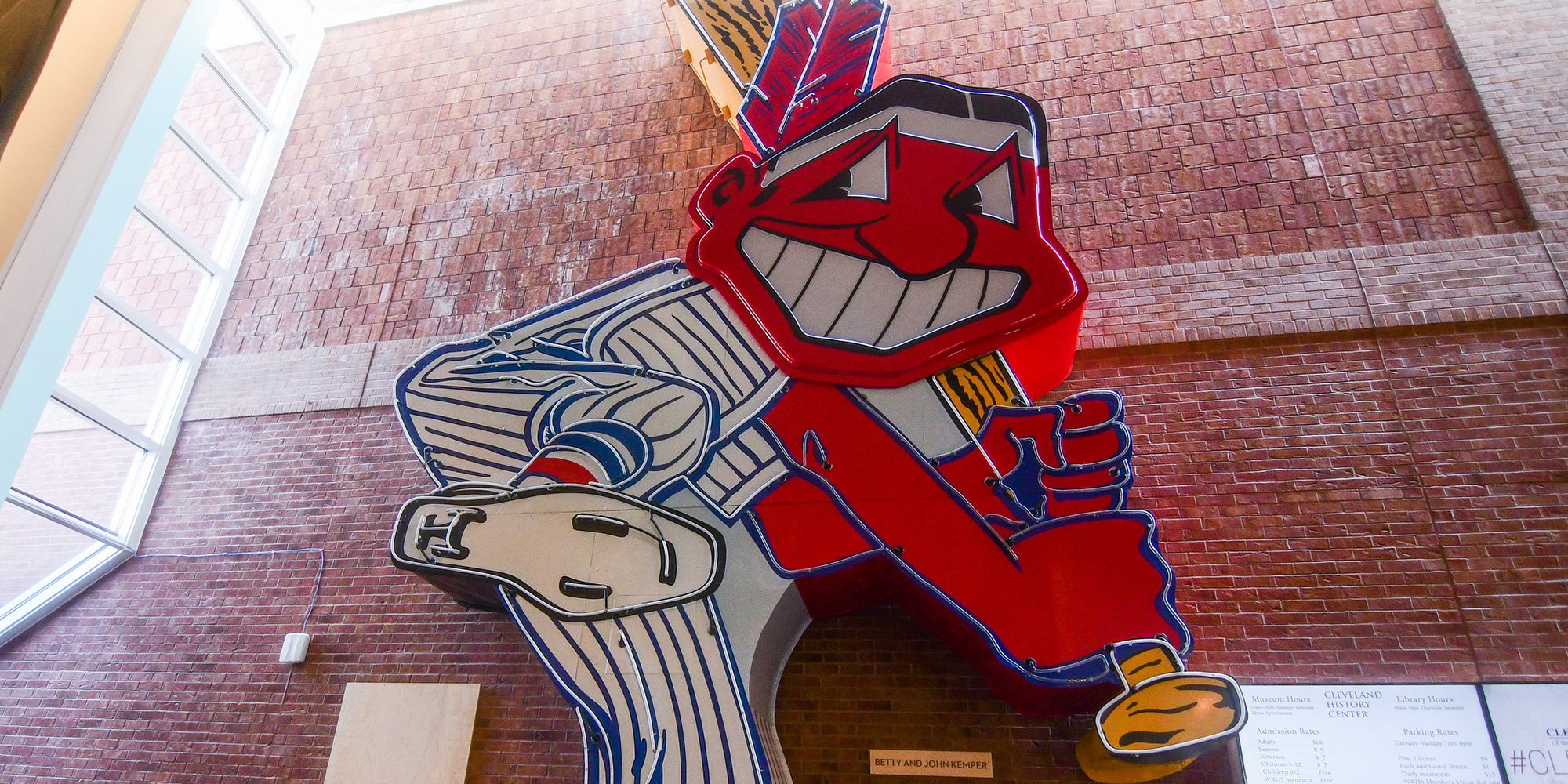 Chief Wahoo mascot