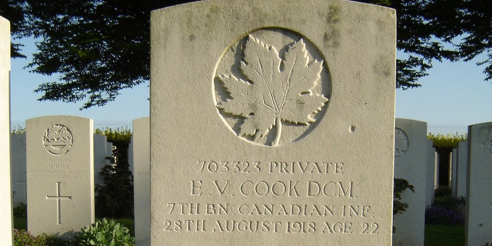 grave stone of Private Edwin Cook