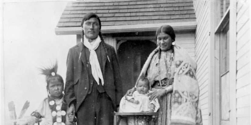 Family, Blackfoot Reserve, AB. Canada. Dept. of Interior / Library and Archives Canada / PA-040714