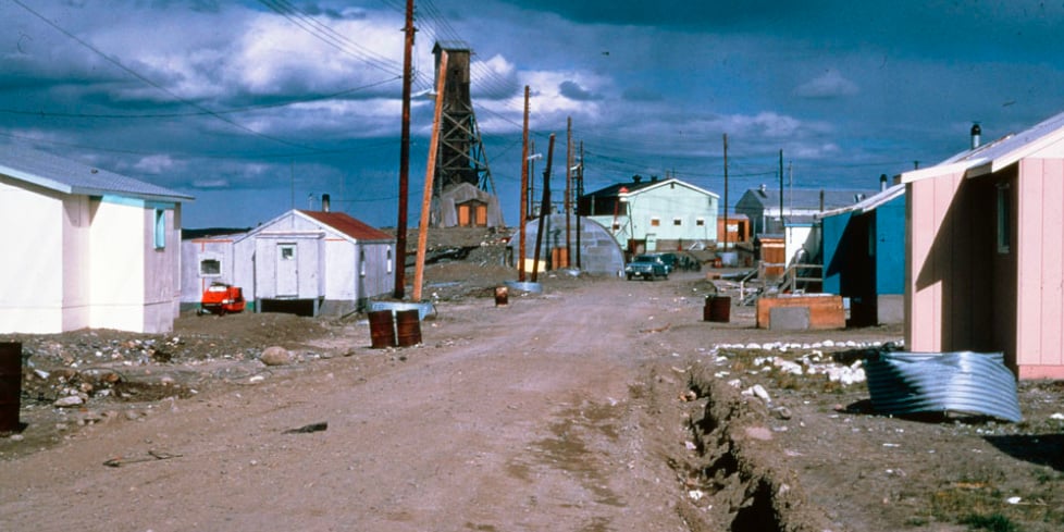 Reserve housing, 1978-1988. Photo: George Mully / George Mully fonds / Library and Archives Canada / ecopy number ; Copyright: Estate of George Mully